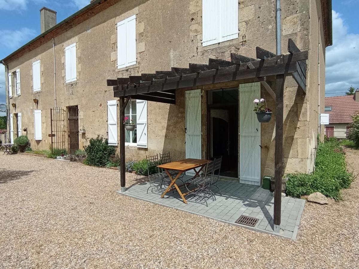 Château Latour Fours (Nievre) Exterior foto